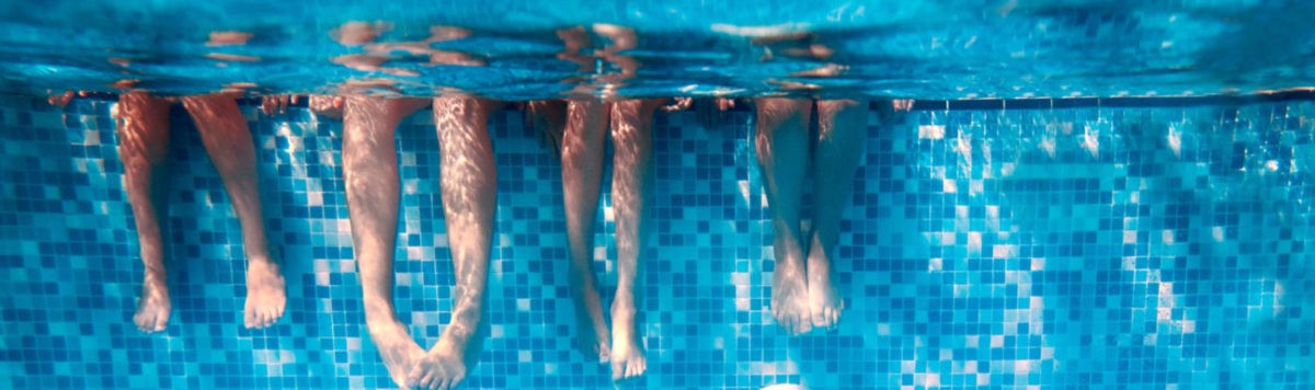 legs-in-pool-vitamin-D-news-harley-street-emporium